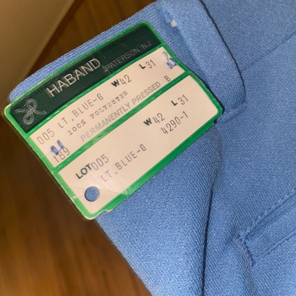 Sold as an outfit. Message me if you have any questions! 😊 - Picture 5 of 9